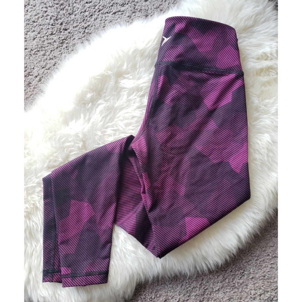 Old Navy Pink Camo Striped Active Workout Legging